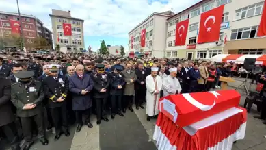 Trafik Polisi Şehit Oldu, Giresun'da Toprağa Verildi