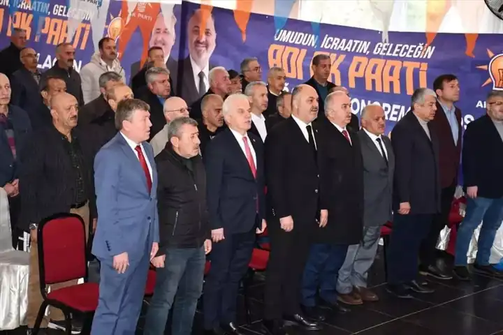 Ali Kara, Yağlıdere'de Tekrar AK Parti Başkanlığına Seçildi