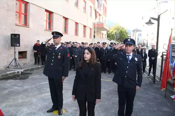 Atatürk'ü Anma Töreni Üç İlçede Gerçekleşti