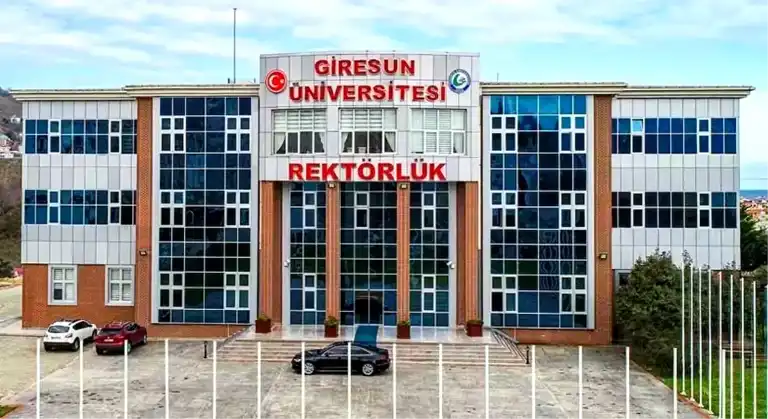 Giresun Üniversitesi Eski Rektörü Yargılanıyor