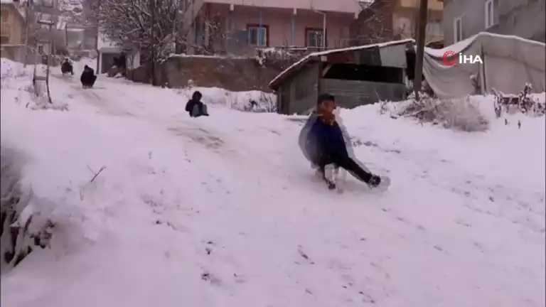 Kar Tatili: Çocuklar Karda Eğlendi!