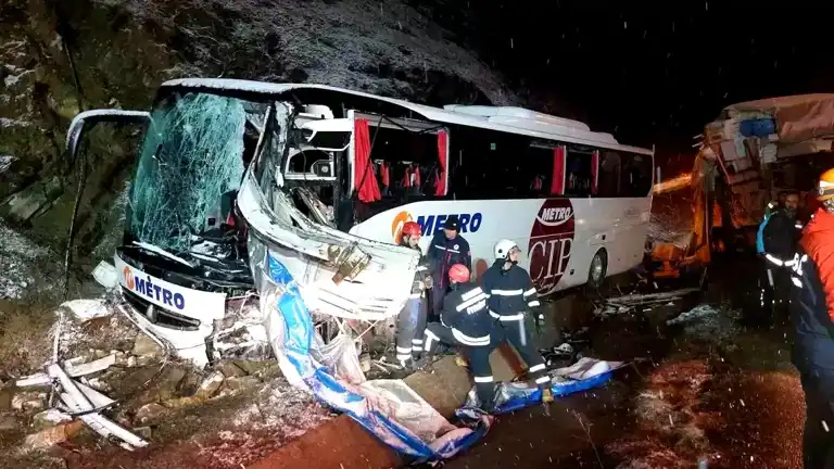 Samsun'da Otobüs Kazası: 1 Ölü, 21 Yaralı