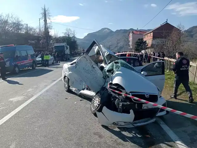 Tirebolu'da Feci Trafik Kazası: 3 Ölü